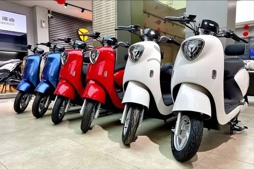 夏天如何提高電動(dòng)車的電池壽命,三點(diǎn)充電方式要記牢,別再充錯(cuò)了